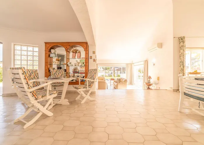 Villa Verdizela Ii *